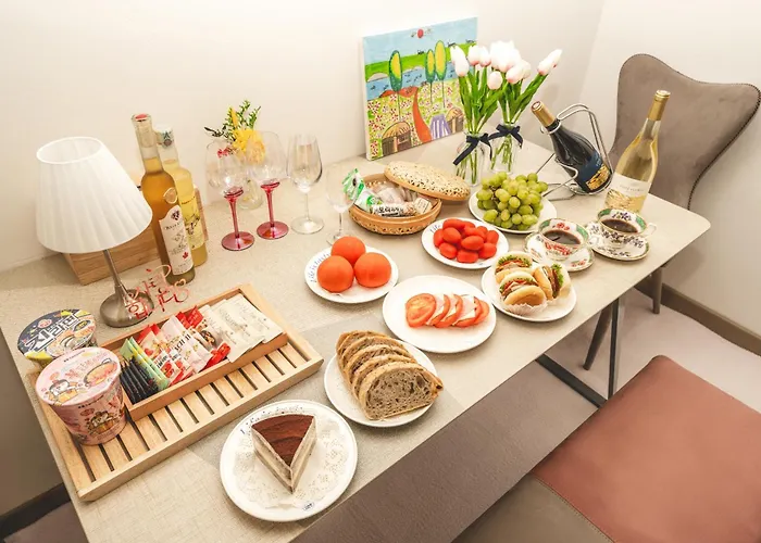 - Bright Cozy House Local Appartement
